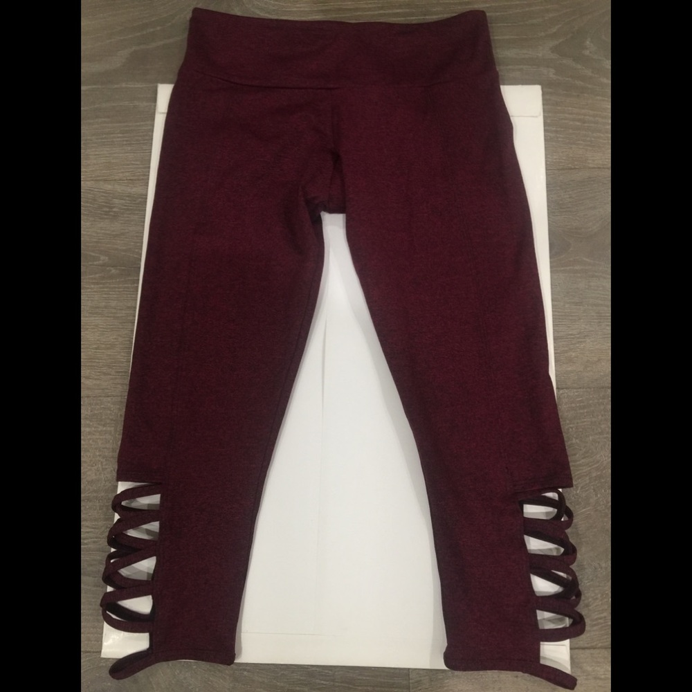Onzie Flow Leggings w/ Cutouts along the Calf